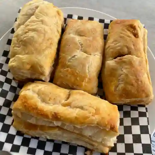Pastel Pollo
