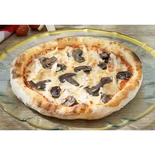 Pizza Pollo con Champi Mediana