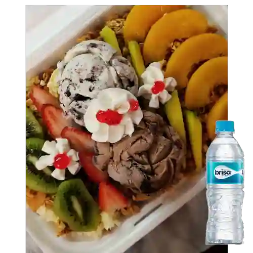 Combo Ensalada Premium + Brisa Sin Gas 300 ml