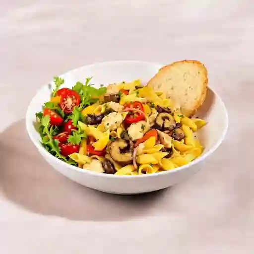 Penne De La Huerta Con Pollo