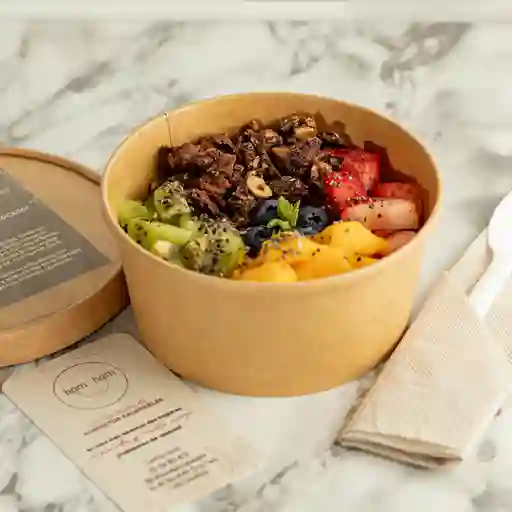 Bowl keto de yogurt griego