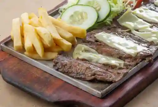 Lomito De Res Gratinado