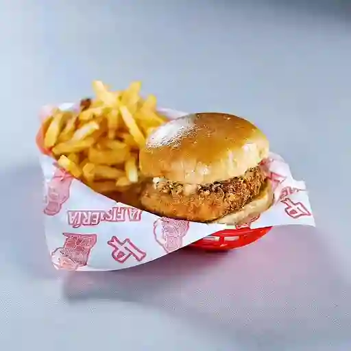 Hamburguesa de Camarón + Papas + Gaseosa