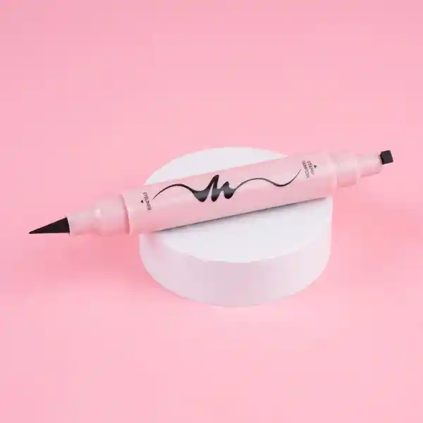 Delineador Ojos Doble Punta Serie Minimalist Wing Stamp Miniso