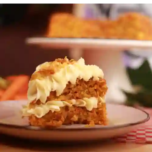 Torta de Zanahoria con Nueces Del Brasil