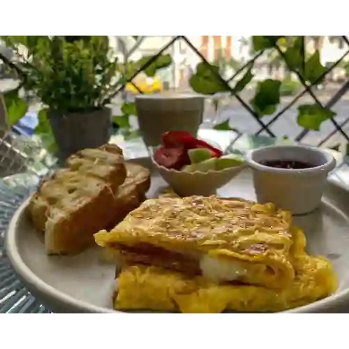 Huevos Jamón y Queso