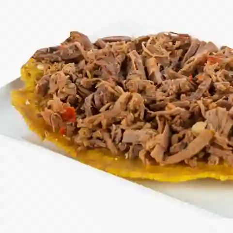 Patacón con carne