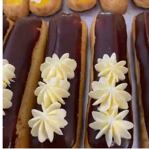 Eclair de Chocolate