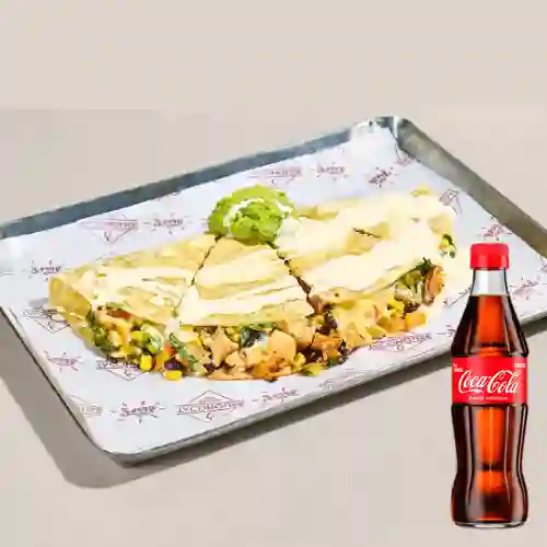 Combo Arma Tu Quesadilla + Coca Cola Original 300ML