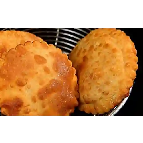 Pastelitos Desmechado con Queso
