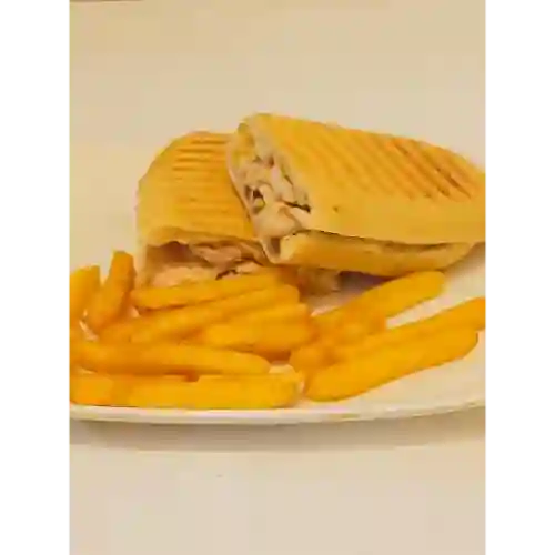 Sándwich de Pollo Desmechado