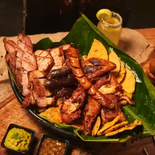 Parrillada colombiana