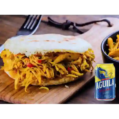 Combo Arepa de Pollo + Aguila Orig Lta 330ml
