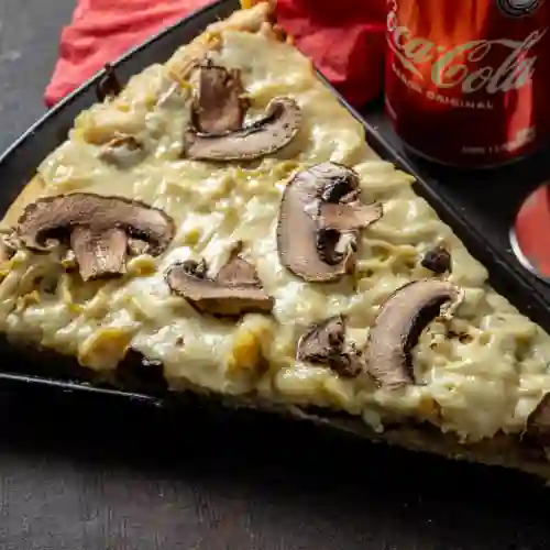 Pizza de Pollo y Champiñón