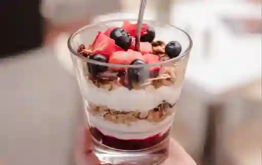 Copa de Yogurt y Granola