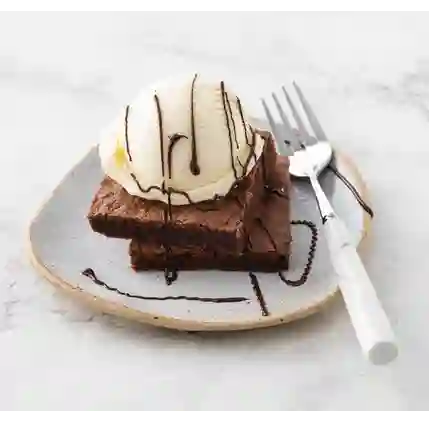 Brownie con Helado