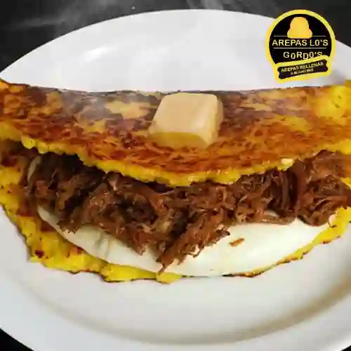 Cachapa Queso & Carne Mechada