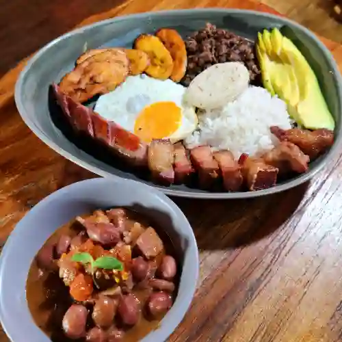 Bandeja Paisa