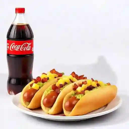 3 Perros mexicanos + 1 coca-cola 1.5