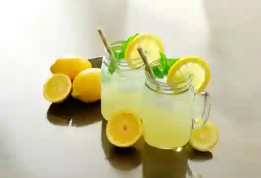 Limonada Natural 16 Onzas