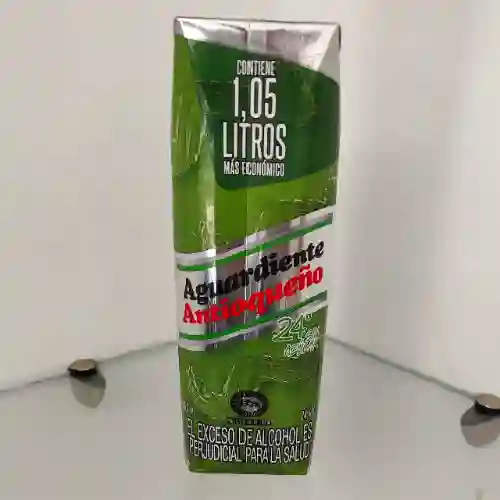 Aguardiente Antioqueño Verde Tetra