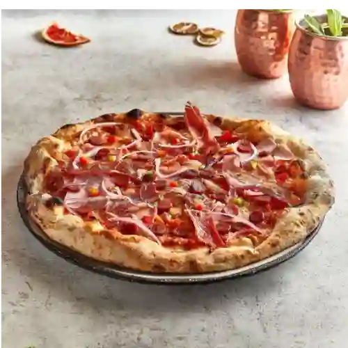 Pizza Lorenzza + 2 Cervezas Andina
