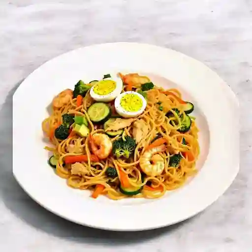 Chow Mein Pollo Camaron