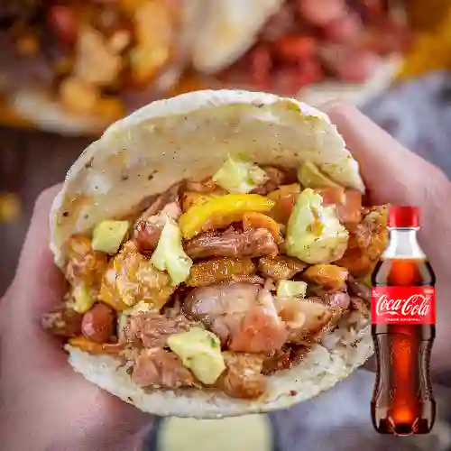 Combo Arepa de la Casa + Coca Cola Original 400 ml