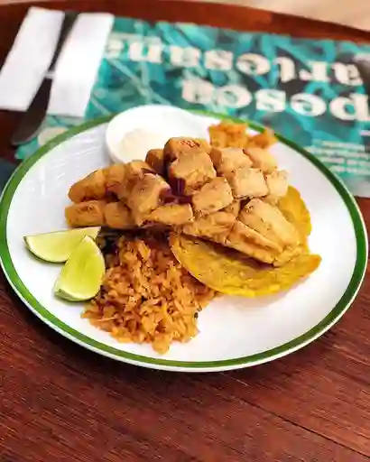 Chicharrón de mojarra