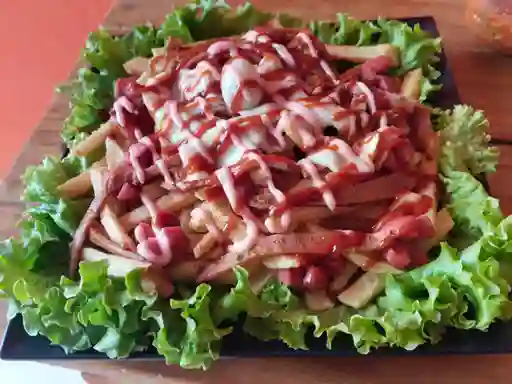 Combo Salchipapa con Gaseosa