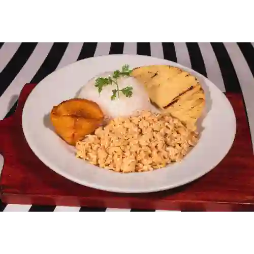Desayuno con Huevo y Arroz