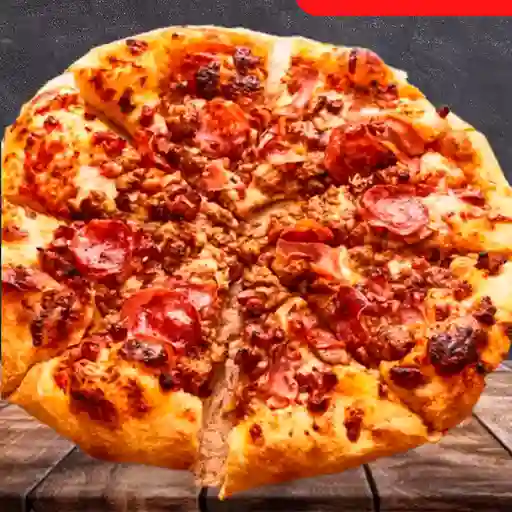 Pizza Tres Carnes Mediana