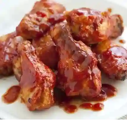 1/2 Pollo bañado en salsa bbq