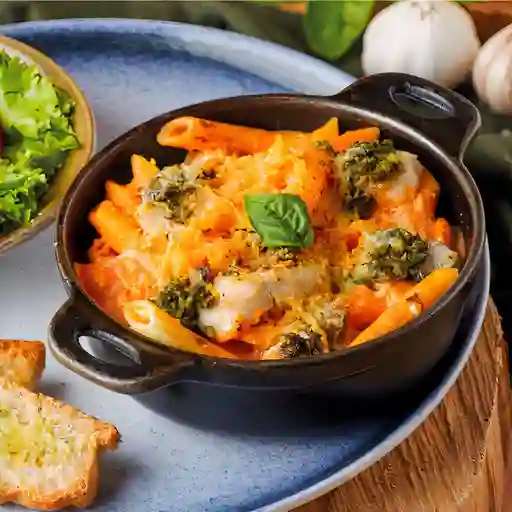 Pasta Gratinada Pollo Parmesano