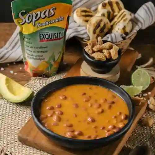 Sopa Frijol Caliente