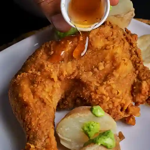 Liviano Cuarto de Pollo