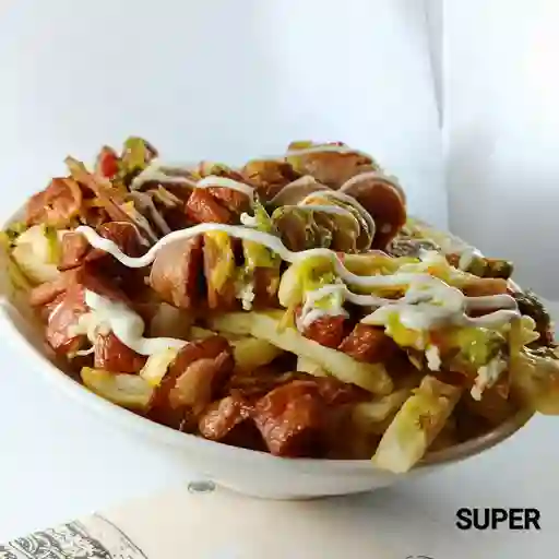 Salchipapas súper
