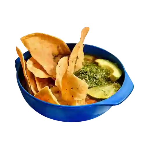 Sopa de Pollo y Limón
