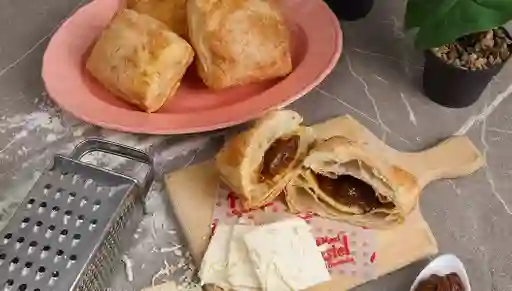 Pastel Arequipe Queso