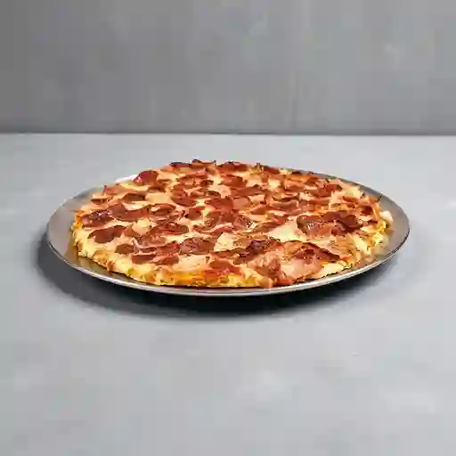 Pizza Tocineta y Ciruelas