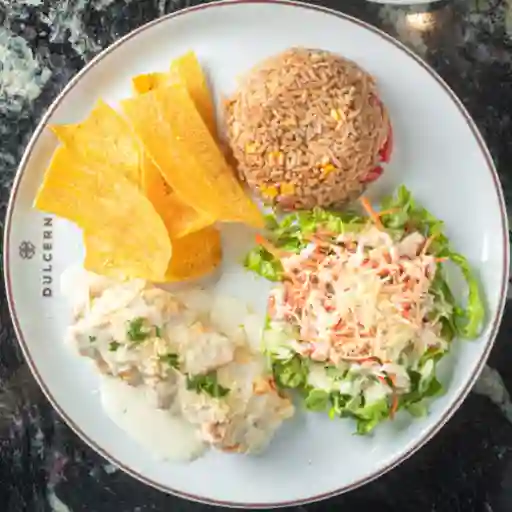 LUNCH - PECHUGA CORDON BLEU