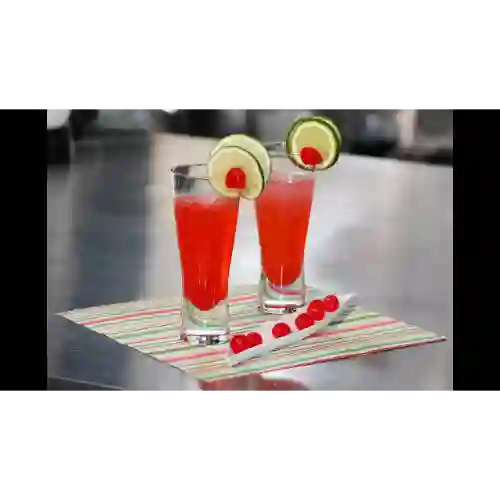 Limonada de Cereza 16 Oz