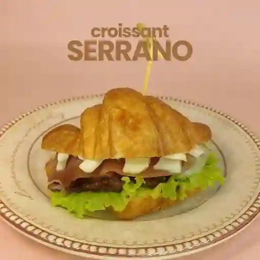 Croaissant serrano