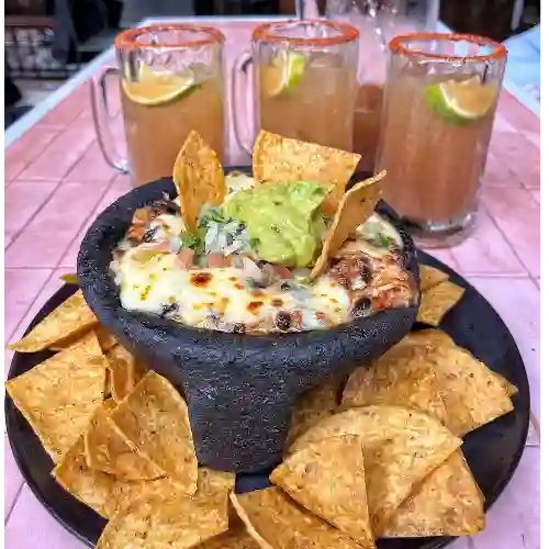 Combo Copa America( Nachos y Refajo)