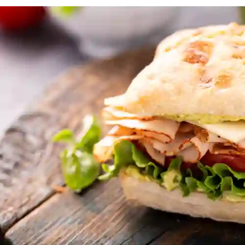 Sándwich Clásico de Jamón