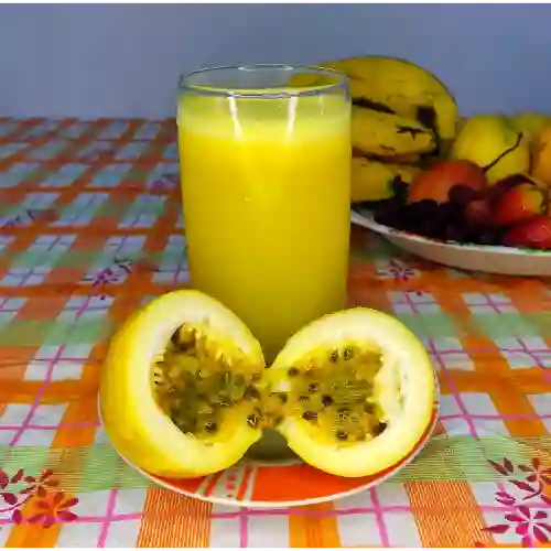 Jugo de Maracuyá en Agua