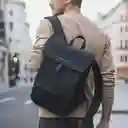 Kapten & Son Morral Ergonómico Fyn Negro