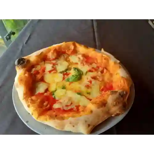 Pizza Margherita: Vegetariana + Bebida