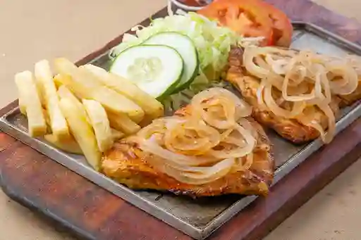 Filete Pollo Encebollado