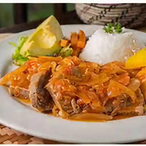 Lengua de Res en Salsa Criolla